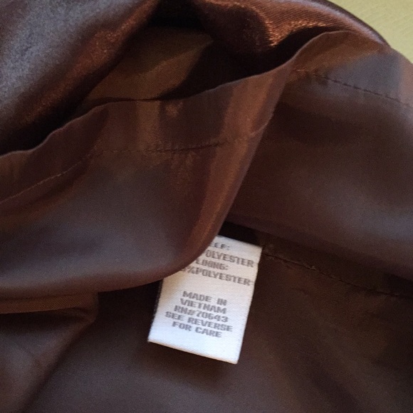 Classically tailored Dress - Picture 6 of 7